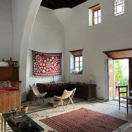 Casa Corvo - Lindos, Rhodes *